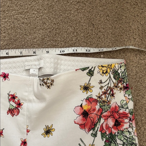 Charter Club White Pants with Floral Design size 8 - Picture 3 of 9